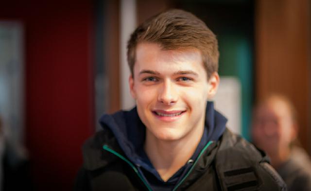 MdL Klein im Löwenrot-Gymnasium